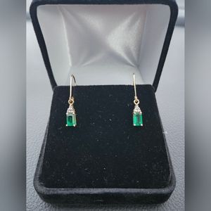 Vintage 14k yellow gold emerald-cut lab Created Emeral Lever-back wire  earrings